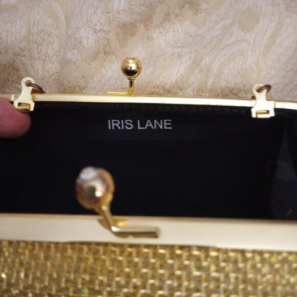 Iris Lane Gold Mesh  Clutch Rhinestone flower - Picture 4 of 4